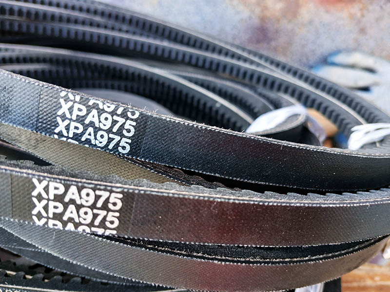 Ремень силовой XPA 975 узкоклиновой