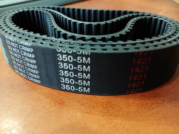 remen-350-htd-5m-25-mm-rezinovyy-zubchatyy-foto
