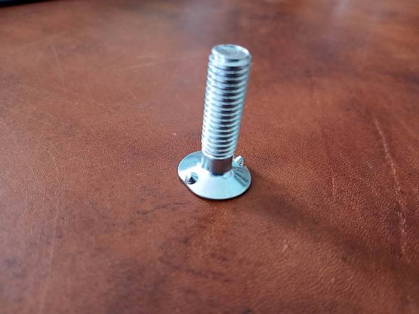 bolt-noriynyy-m8-32-shlyapka-18mm-otsinkovannyy-foto
